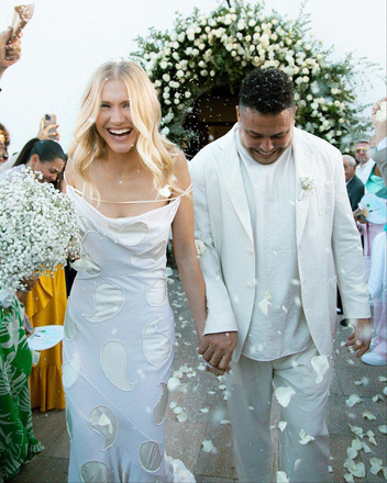 Роналдо женился на бразильской модели: фото избранницы футболиста