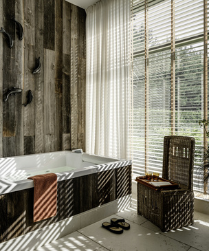 Ванная комната с окном: 40+ впечатляющих примеров