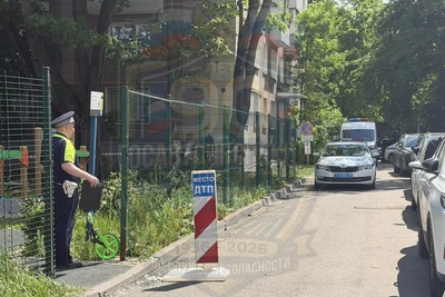 Двухлетний ребенок погиб в ДТП Москвы, водитель скрылся