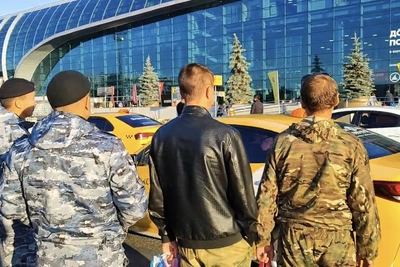 Из Калмыкии выдворили трёх граждан Беларуси