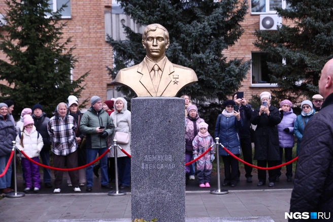 Сам бюст тоже отреставрировали | Источник: Александр Ощепков / NGS.RU