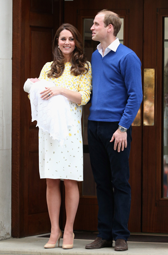 Photo #22 - The Art of "Coming Home": How Princess Diana and Kate Middleton Changed An Age-Old Tradition