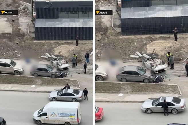 Автомобиль врезался в машину и улетел на тротуар | Источник: «АСТ-54 Black» / T.me