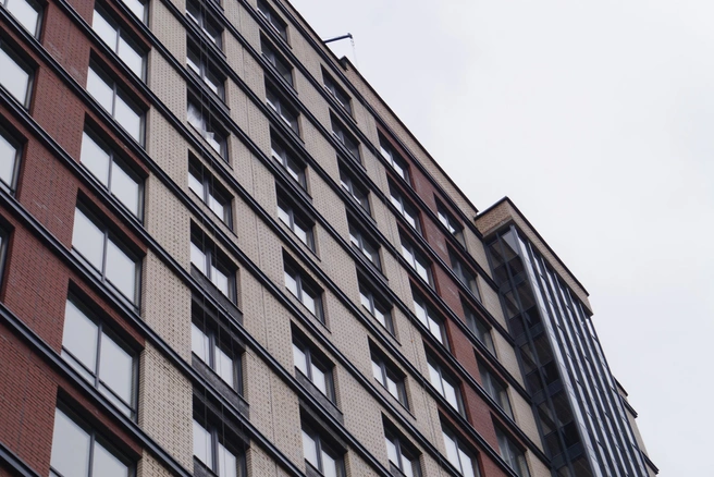 На верхнем 16-м этаже благодаря концепции TOP FLAT высота потолка составит 3 метра | Источник: Анна Гнездова 