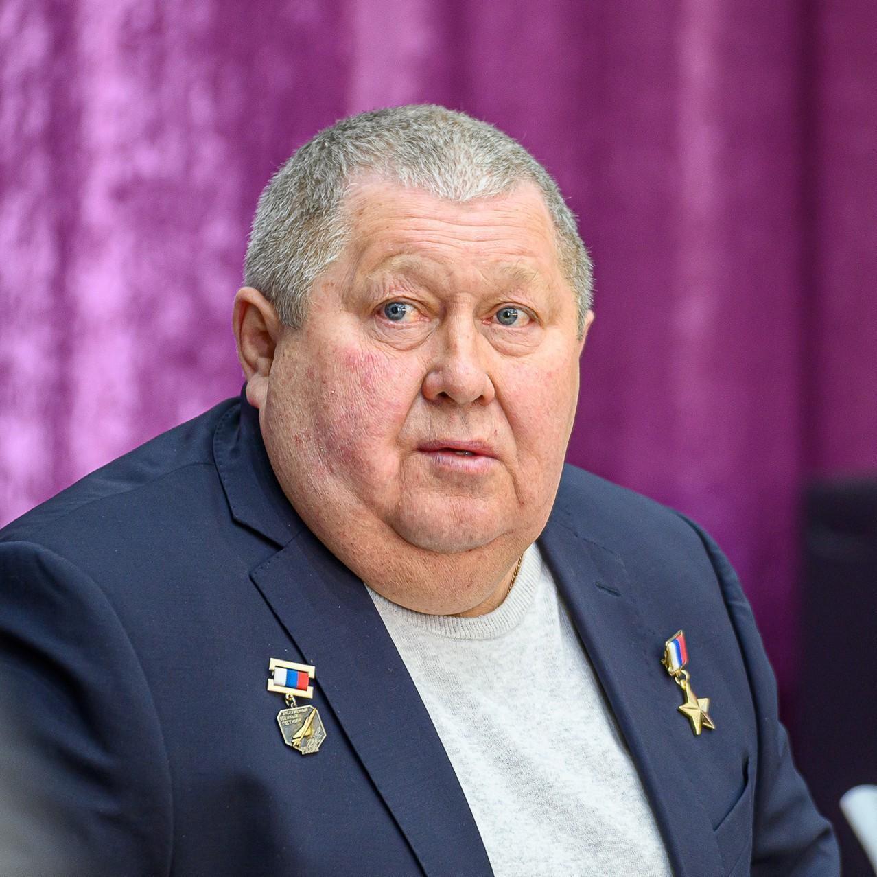 <p>Владимир Алимов</p>