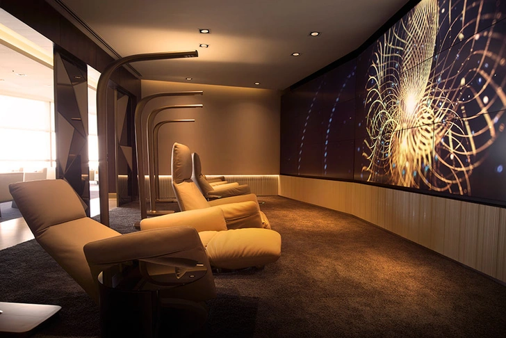 Лаундж Etihad Airways First Class Lounge & Spa в аэропорту Абу-Даби.