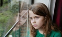 10-летняя девочка сбежала в детдом от отца, который не давал ей есть и спать: история Максима Садовникова