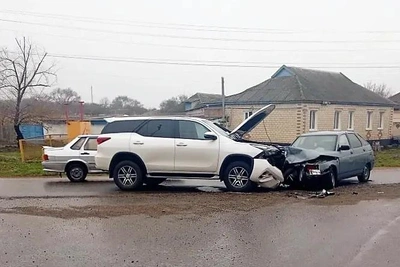 В Ставрополье два человека пострадали в ДТП из-за непропуска внедорожника
