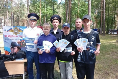 Полиция представила спецсредства и экипировку в День города Нея