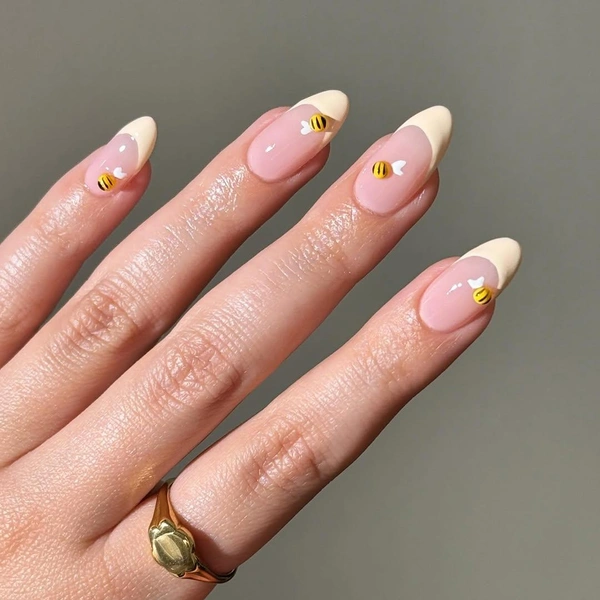 Источник: соцсети avrnailswatches