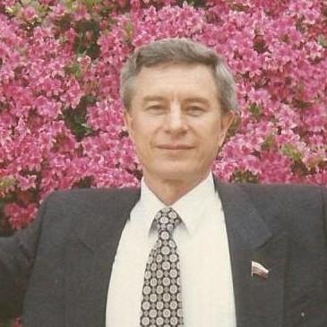 <p>Владимир Тетельмин</p>