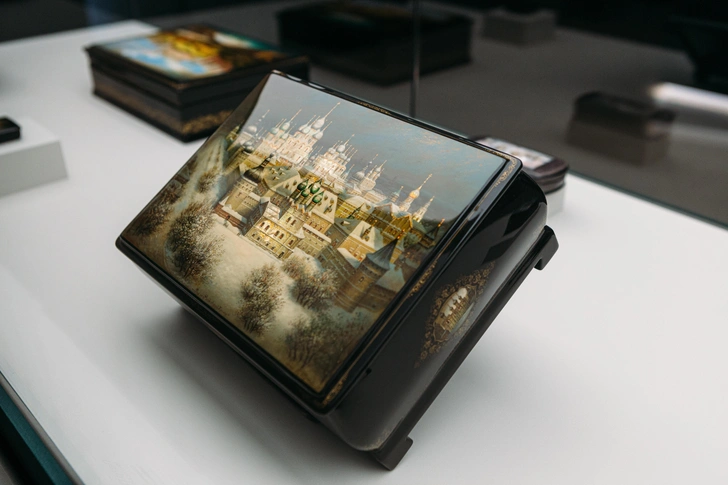 Федоскинская роспись | Источник: Арман Тадевосян. Музей «Новый Иерусалим»