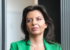 Маргарита Симоньян лишилась волос после химиотерапии: «Следующие выпуски буду записывать в парике. Но он тоже красивый»