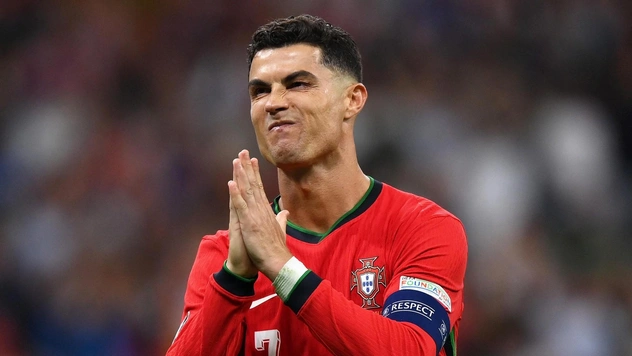 Криштиану Роналду стал первым миллиардером-футболистом в истории и высказался о завершении карьеры