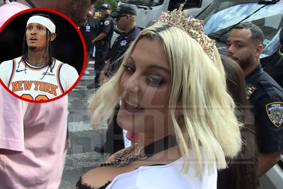 Bebe Rexha опровергла слухи о романе с Кларксоном