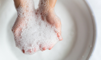 Диагноз «аллергия на мыло» – это не приговор. Причины, симптомы, лечение