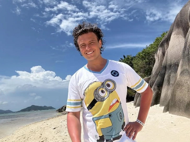 Прохор буквально стал амбассадором счастливой и беззаботной жизни