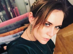 «За наших, а не за этих ваших»: дочь Машкова продолжает разрывать все связи с отцом