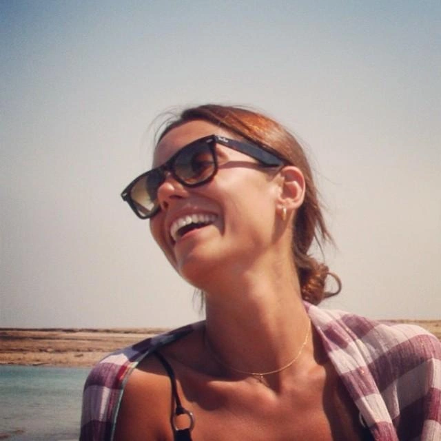 Актриса подчеркивает, что внешняя красота&nbsp;— не самое главное | Источник: cansudere / Instagram (экстремистская организация, деятельность запрещена на территории РФ)