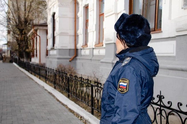 Женщина была с дочерью | Источник: пресс-служба УФССП России по Забайкальскому краю