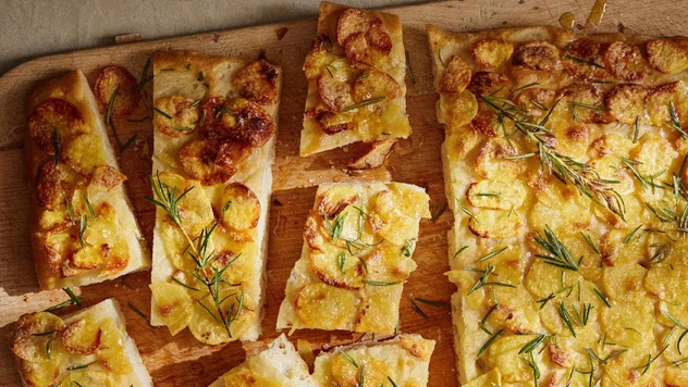 Рецепт дня: картофельная фокачча с розмарином