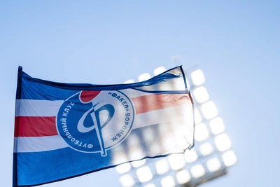 «Факел» сыграет с «Нефтехимиком» при пустых трибунах