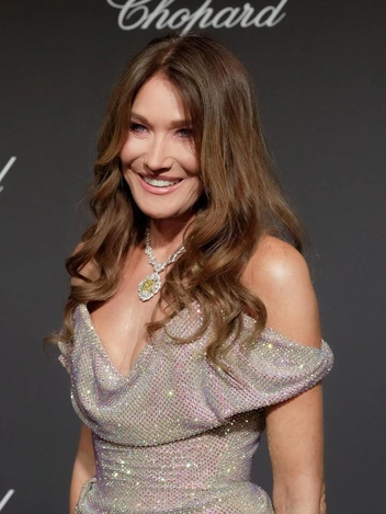 Карла Бруни