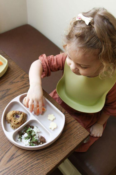 Как привить ребенку хороший вкус к еде: 5 самых популярных мифов