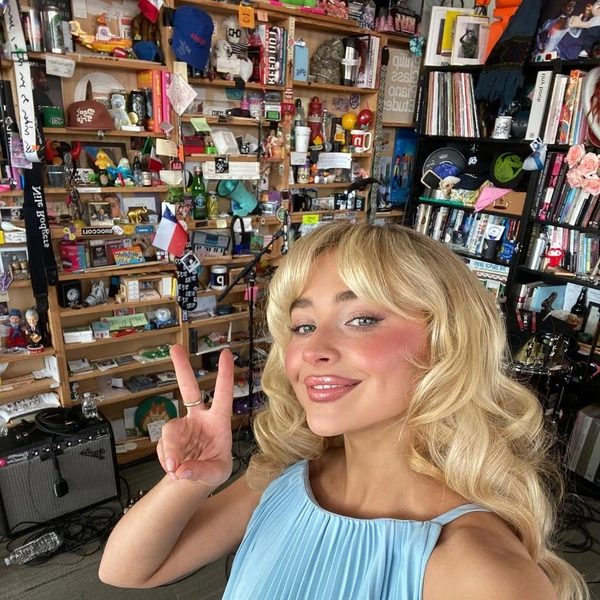 Источник: sabrinacarpenter