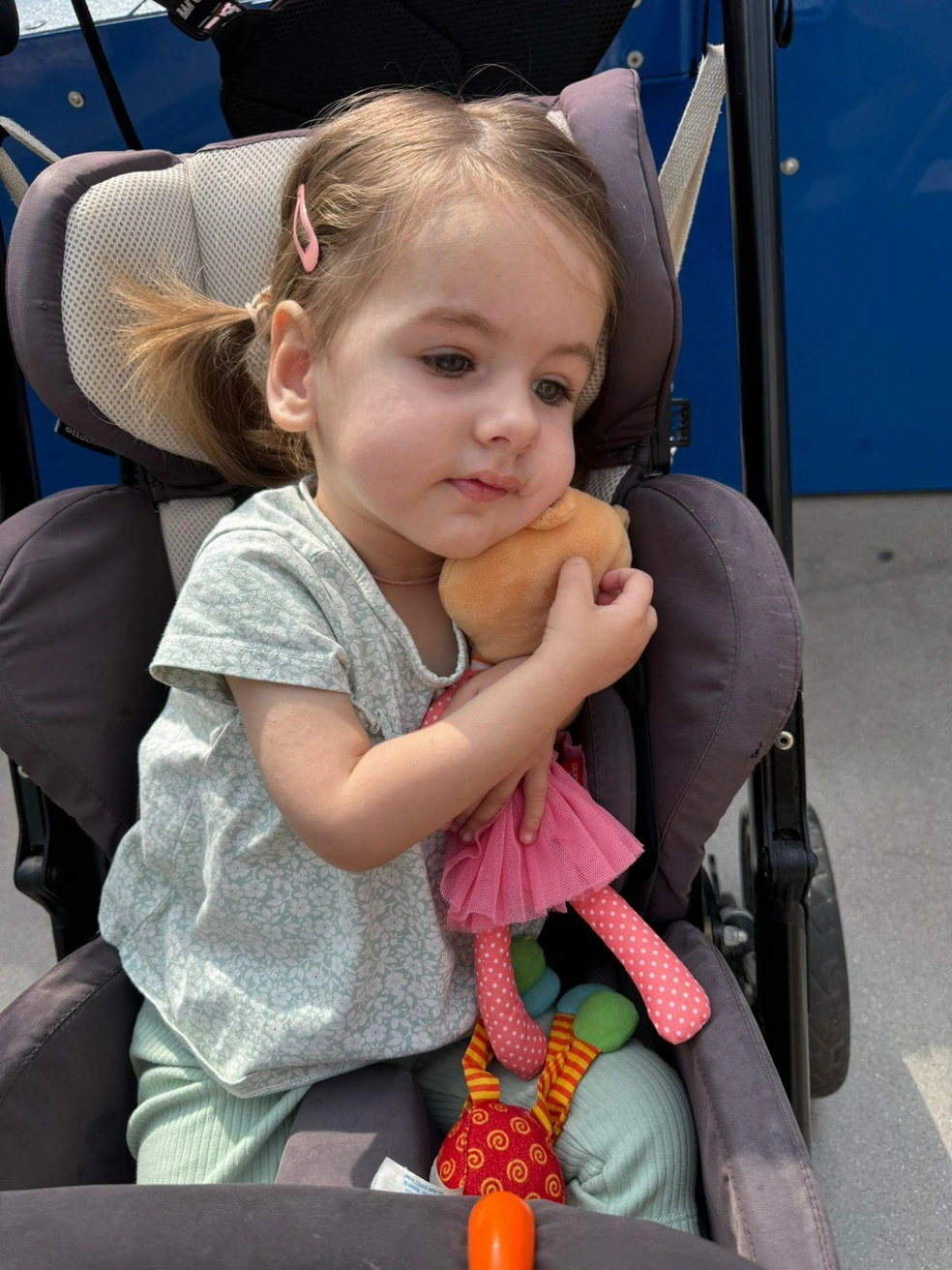 Жизнь Диане поддерживают чудо-уколы | Источник: семейный архив Анастасии