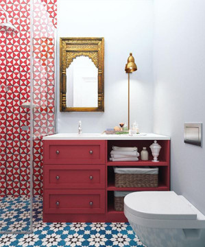 Крашеные стены в ванной комнате: 10 примеров из Instagram (запрещенная в России экстремистская организация)