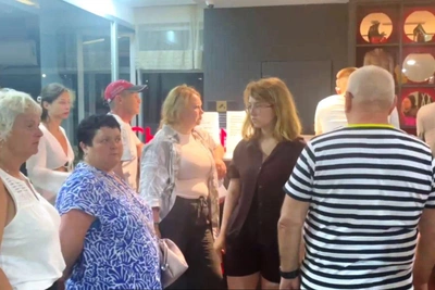 «Отель для разврата»: уральских туристов поселили в месте 18+