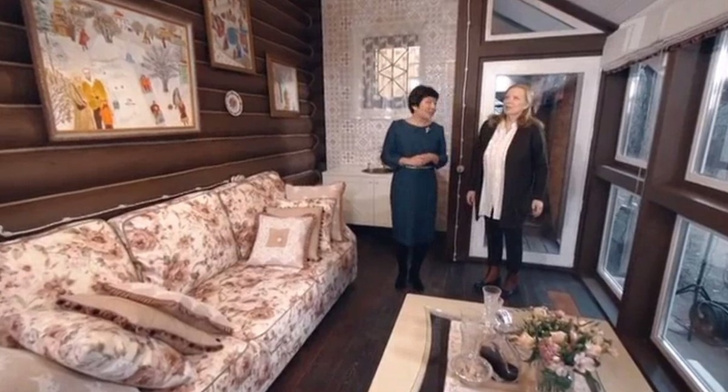 Валентина Теличкина показала дом, который строила больше 30 лет