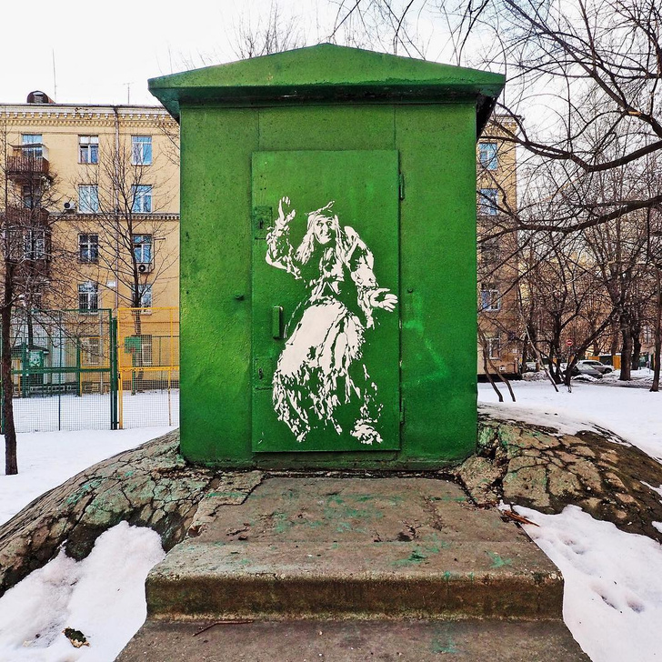 Работы художника Zoom на улицах Москвы: стрит-арт без вандализма