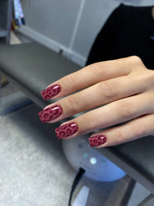 Анималистичный принт этой осенью в новом прочтении | Источник: kim_nails96 / Instagram.com (экстремистская организация, деятельность запрещена на территории РФ)