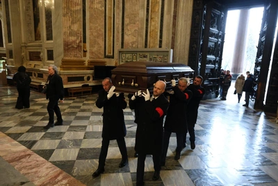 Петербург прощается с дирижером и скрипачом Сергеем Стадлером