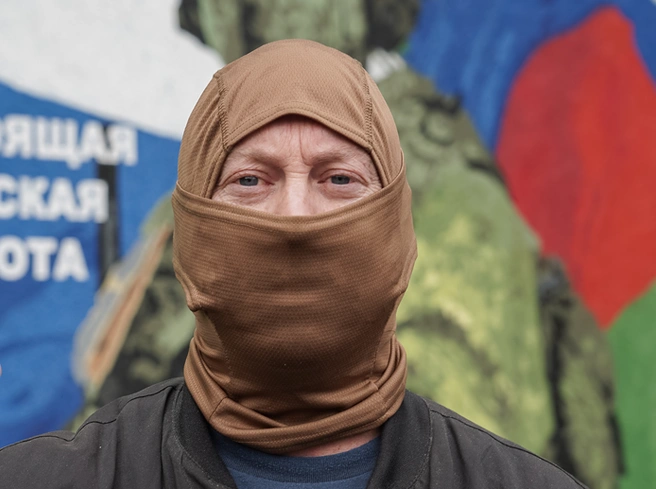 Мужчина воспитывает трех сыновей и трех дочек | Источник: Дом народного единства