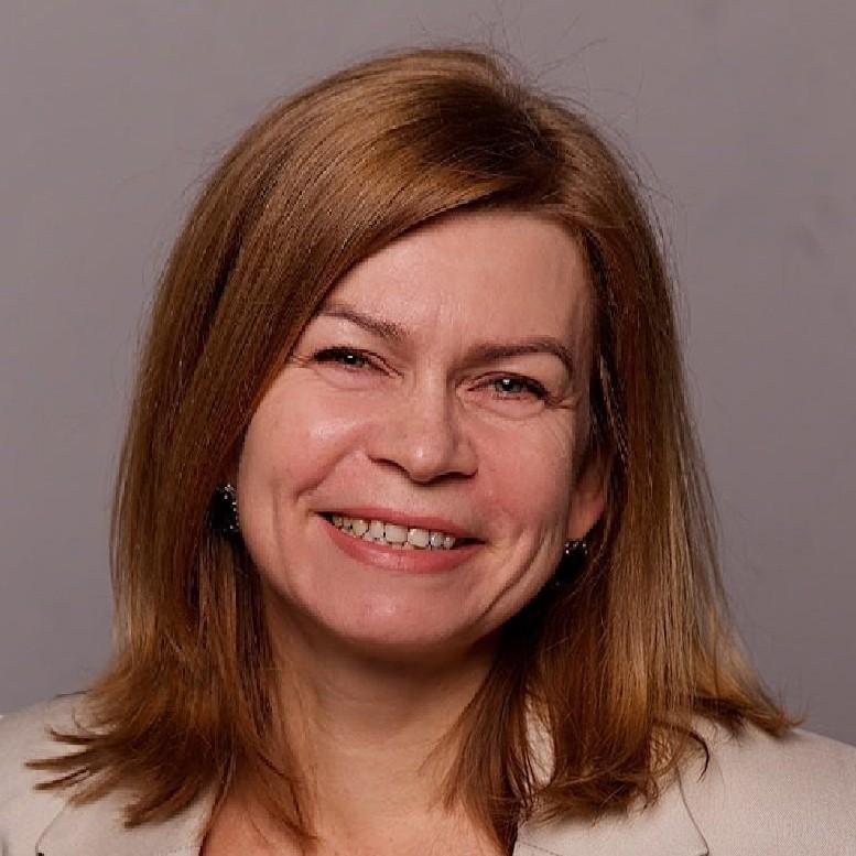 <p>Юлия Приказчикова</p>