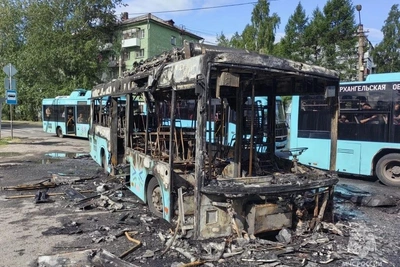 Пожар автобуса в Архангельске: причина от МЧС