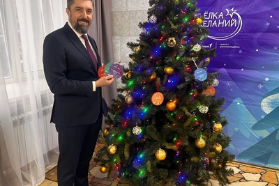 Глава района Якутии назвал жителей «свинтусами» из-за срубленной ели