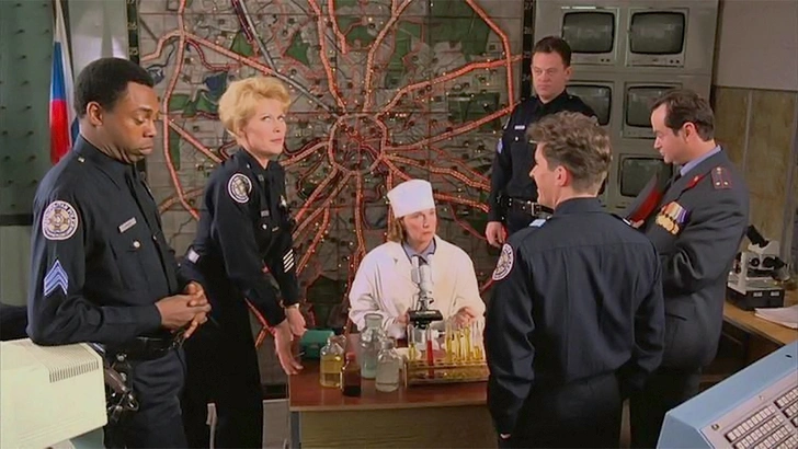 Кадр из фильма Police Academy: Mission to Moscow