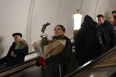 Москва в цветах перед 8 Марта: праздничная атмосфера