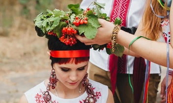 Из них можно сделать талисманы: 8 растений, которые на самом деле приносят в дом удачу