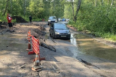 В Красноярске два автобусных маршрута изменили из-за просадки грунта на Стасовой
