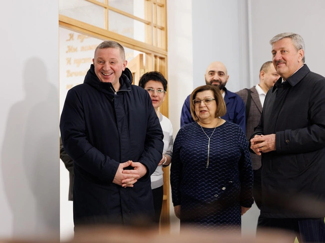 В ходе утреннего осмотра присутствовали подрядчик, а также мэр Волгограда и губернатор области. | Источник: Алексей Волхонский / V1.RU