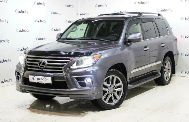 Lexus LX, 2007–2015 | Источник: auto.ru