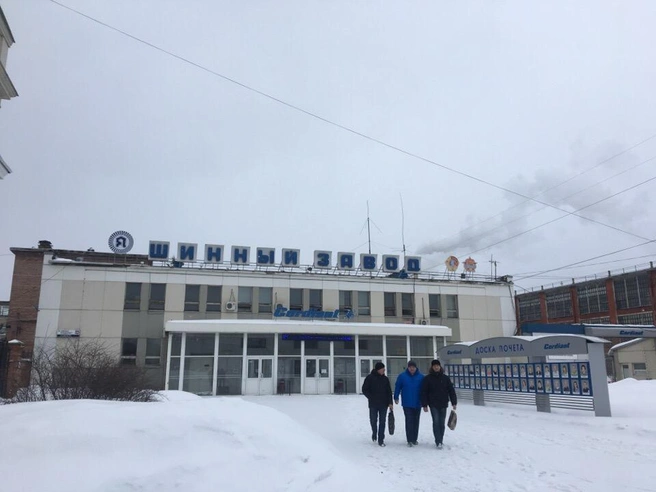 Пожарные в это время работали над полной локализацией очага возгорания | Источник: Анна Ёлкина