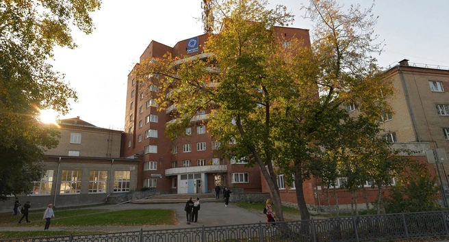 В этом же корпусе расположен медицинский пункт для студентов | Источник: «Яндекс.Карты»
