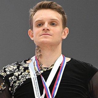 <p>Дмитрий Козловский в комментарии Golden Skate</p>