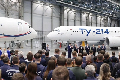 Мишустин объявил о запуске производства Ту-214 в Казани